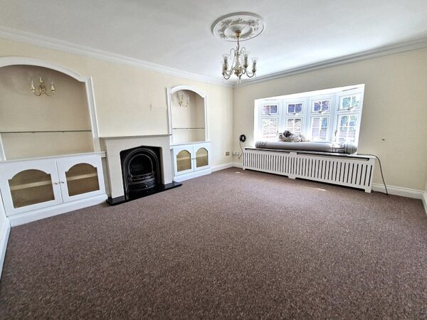 Priory Road, Romford, Essex. RM3 9AL