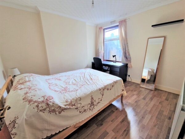 Lowbrook Road, Ilford IG1 2HD