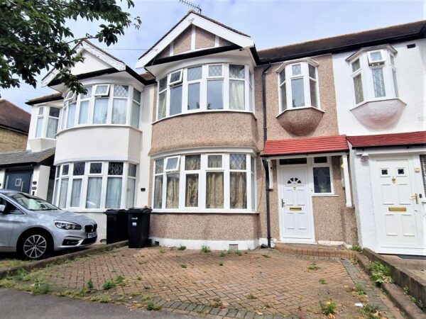 Fairlop Road, Barkingside. IG6 2EF