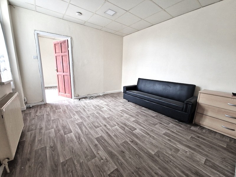 Cranbrook Road, Ilford IG1 4UG
