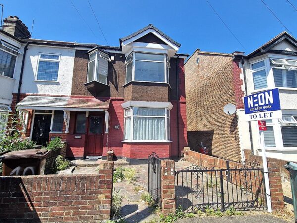 Bridge End, Walthamstow E17 4ES