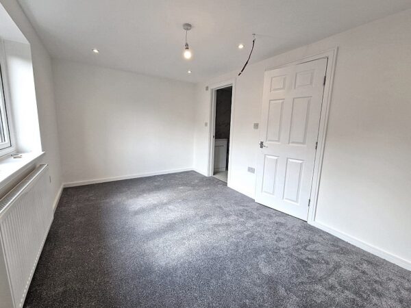 Manford Way, Chigwell, Essex. IG7 4JH
