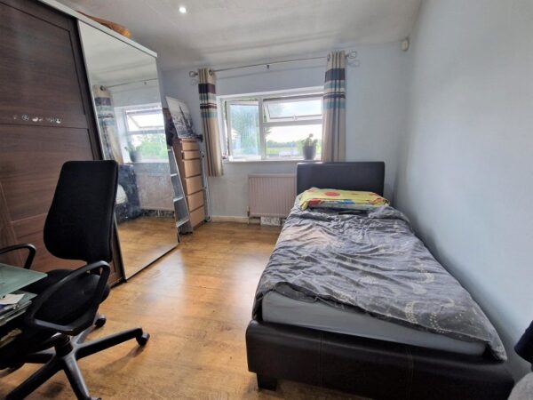 West Road, Chadwell Heath RM6 6YA