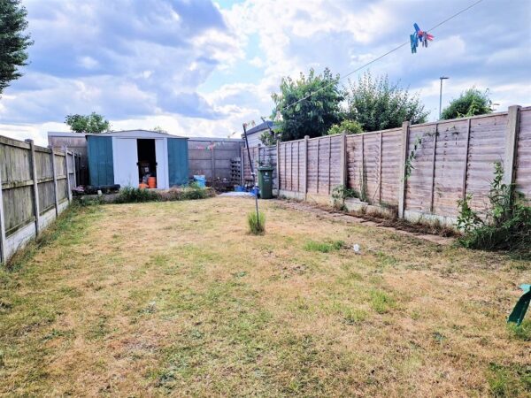 West Road, Chadwell Heath RM6 6YA
