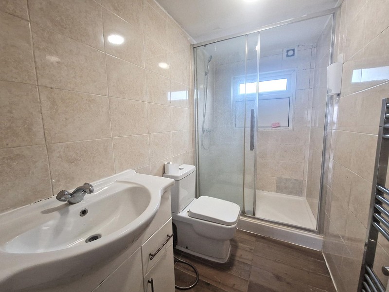 Dunton Road, Romford, Essex. RM1 4AD