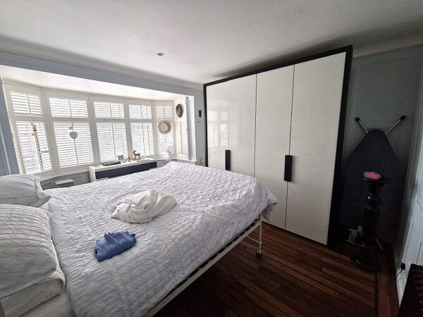 Meadowside Road, Corbets Tey, Upminster, Essex. RM14 3YT
